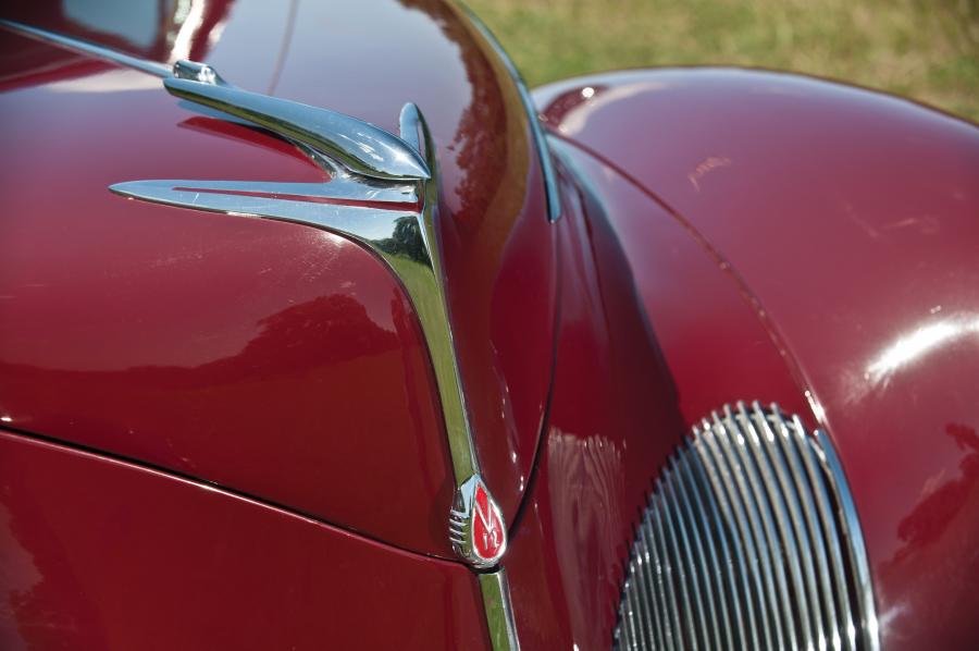  Lincoln Zephyr Club Coupe 1940 года  (фото 8 из 27)